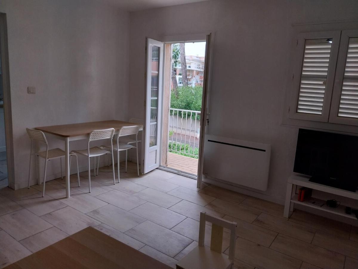 Appartement Port De Hyères Dış mekan fotoğraf